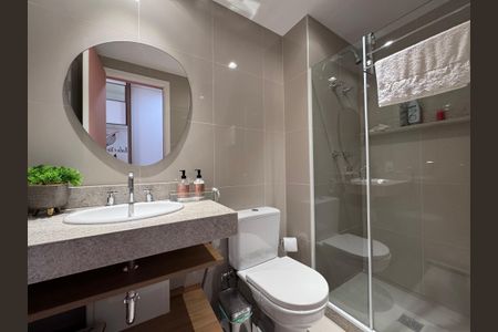 Apartamento à venda com 227m², 3 quartos e 2 vagas Apartamento à venda com 227m², 3 quartos e 2 vagasBanheiro Social