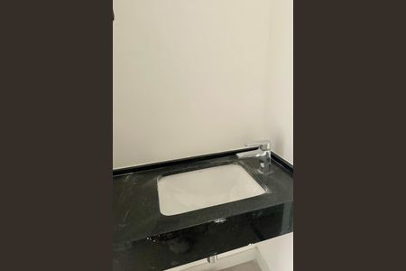 Apartamento à venda com 34m², 1 quarto e sem vagaBanheiro Social