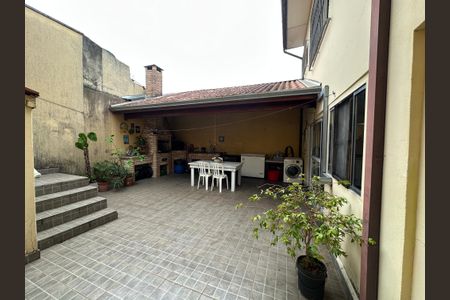 Casa à venda com 238m², 5 quartos e 3 vagasÁrea comum - Churrasqueira