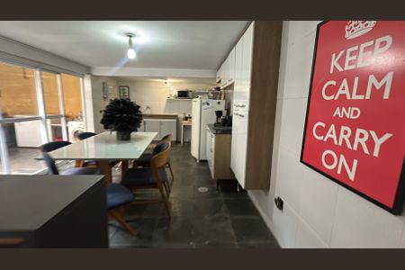 Casa à venda com 238m², 5 quartos e 3 vagasÁrea comum - Salão de festas