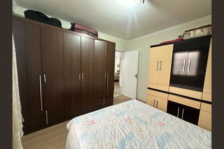 Casa à venda com 238m², 5 quartos e 3 vagasQuarto 1