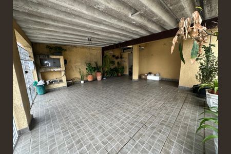 Casa à venda com 238m², 5 quartos e 3 vagasGaragem
