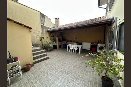 Casa à venda com 238m², 5 quartos e 3 vagasÁrea comum - Churrasqueira