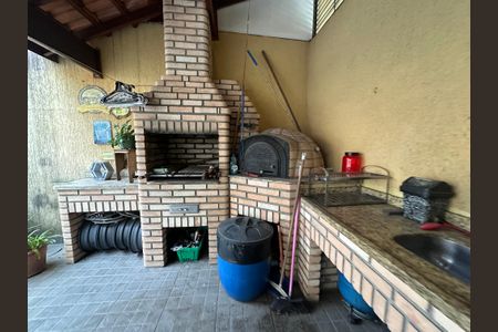 Casa à venda com 238m², 5 quartos e 3 vagasÁrea comum - Churrasqueira