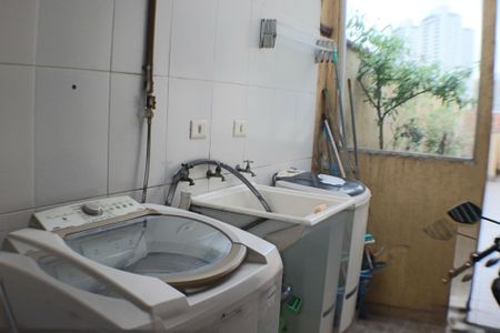 Casa à venda com 238m², 5 quartos e 3 vagasÁrea de Serviço