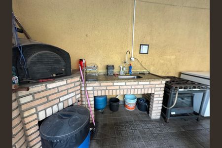 Casa à venda com 238m², 5 quartos e 3 vagasÁrea comum - Churrasqueira