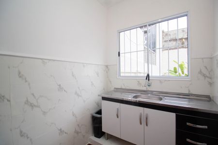 Casa à venda com 250m², 2 quartos e 5 vagas Casa à venda com 250m², 2 quartos e 5 vagasCozinha