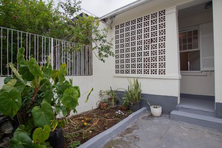 Casa à venda com 250m², 2 quartos e 5 vagas Casa à venda com 250m², 2 quartos e 5 vagasJardim