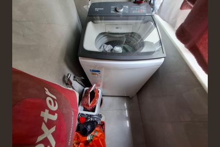 Apartamento à venda com 93m², 2 quartos e 1 vaga Apartamento à venda com 93m², 2 quartos e 1 vagaÁrea de serviço