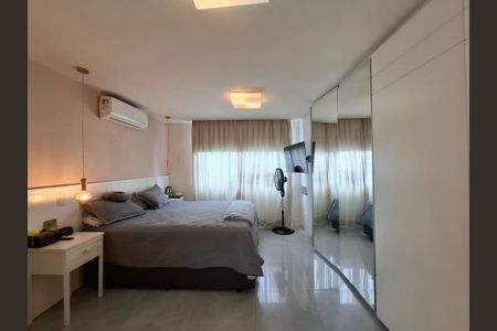 Apartamento à venda com 93m², 2 quartos e 1 vaga Apartamento à venda com 93m², 2 quartos e 1 vagaSuíte