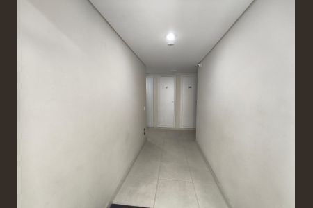 Apartamento à venda com 55m², 2 quartos e 1 vaga Apartamento à venda com 55m², 2 quartos e 1 vagaHall