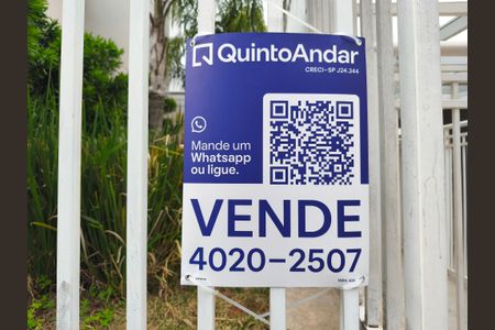 Apartamento à venda com 55m², 2 quartos e 1 vaga Apartamento à venda com 55m², 2 quartos e 1 vagaPlaquinha