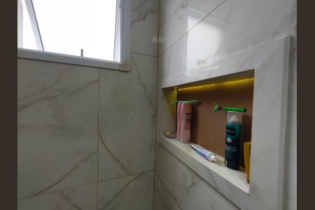 Apartamento à venda com 55m², 2 quartos e 1 vaga Apartamento à venda com 55m², 2 quartos e 1 vagaBanheiro