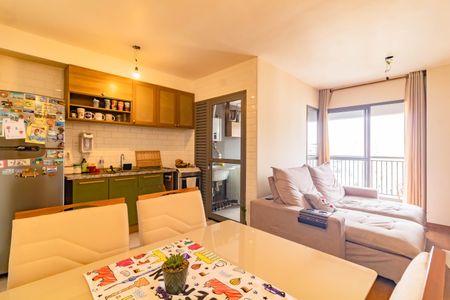 Sala de apartamento à venda com 2 quartos, 61m² em Vila Guarani, São Paulo