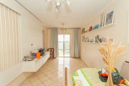 Sala de apartamento à venda com 2 quartos, 61m² em Vila Inglesa, São Paulo