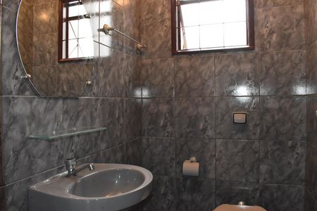 Casa para alugar com 200m², 3 quartos e 4 vagasLavabo