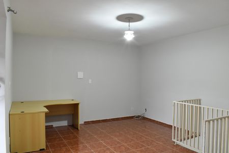 Sala 2 de casa para alugar com 3 quartos, 200m² em Santa Cândida, Curitiba