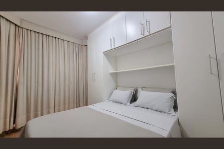 Quarto de apartamento à venda com 1 quarto, 48m² em Centro, Campinas