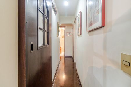 Apartamento à venda com 104m², 3 quartos e 2 vagasCorredor