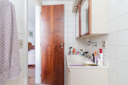 Apartamento à venda com 104m², 3 quartos e 2 vagasBanheiro da Suíte