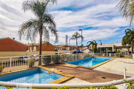 Apartamento à venda com 50m², 2 quartos e 1 vaga Apartamento à venda com 50m², 2 quartos e 1 vagaÁrea comum - Piscina