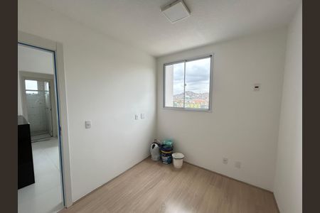 Quarto 1 de apartamento para alugar com 2 quartos, 38m² em Bonsucesso, Rio de Janeiro