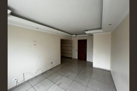 Apartamento para alugar com 70m², 2 quartos e 2 vagasSala