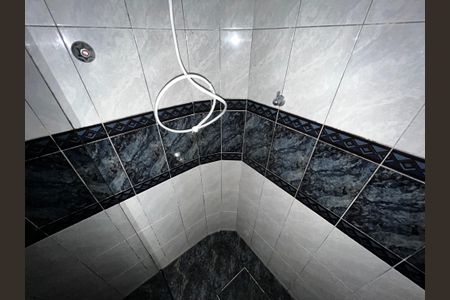 Apartamento para alugar com 70m², 2 quartos e 2 vagasBanheiro