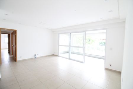 Apartamento para alugar com 154m², 4 quartos e 3 vagasSala