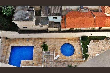 Apartamento à venda com 62m², 2 quartos e 1 vaga Apartamento à venda com 62m², 2 quartos e 1 vagaÁrea comum - Piscina