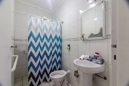 Casa à venda com 109m², 2 quartos e 1 vaga Casa à venda com 109m², 2 quartos e 1 vagaBanheiro
