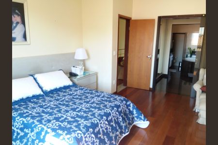 Casa à venda com 511m², 4 quartos e 4 vagas Casa à venda com 511m², 4 quartos e 4 vagasFoto 31