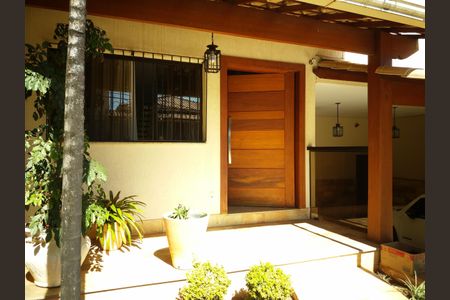 Casa à venda com 511m², 4 quartos e 4 vagas Casa à venda com 511m², 4 quartos e 4 vagasFoto 06