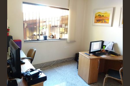 Casa à venda com 511m², 4 quartos e 4 vagas Casa à venda com 511m², 4 quartos e 4 vagasFoto 22