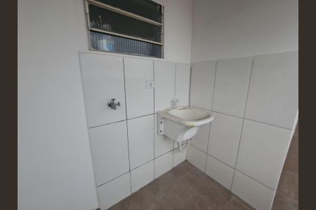 Área de Serviço de casa para alugar com 1 quarto, 55m² em Padroeira, Osasco