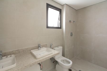 Apartamento à venda com 175m², 3 quartos e 3 vagasBanheiro da Suíte 1