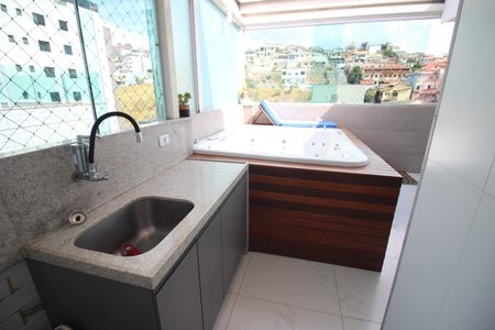 Apartamento à venda com 162m², 4 quartos e 3 vagasÁrea de Serviço