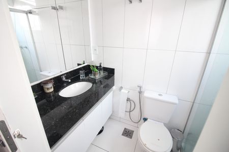 Apartamento à venda com 162m², 4 quartos e 3 vagasBanheiro da Suíte