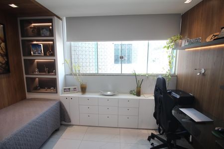 Apartamento à venda com 162m², 4 quartos e 3 vagasQuarto 3