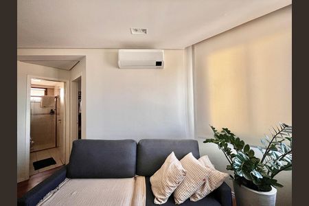 Sala de apartamento para alugar com 1 quarto, 50m² em Cambuí, Campinas