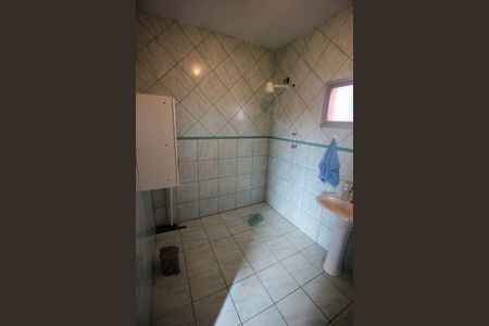 Casa para alugar com 350m², 2 quartos e 4 vagas Casa para alugar com 350m², 2 quartos e 4 vagasBanheiro da Suíte