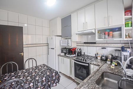 Apartamento à venda com 56m², 2 quartos e 1 vagaCozinha