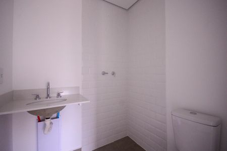 Apartamento à venda com 61m², 3 quartos e 1 vaga Apartamento à venda com 61m², 3 quartos e 1 vagaBanheiro Social