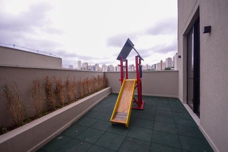 Apartamento à venda com 49m², 2 quartos e 1 vaga Apartamento à venda com 49m², 2 quartos e 1 vagaÁrea comum - Playground