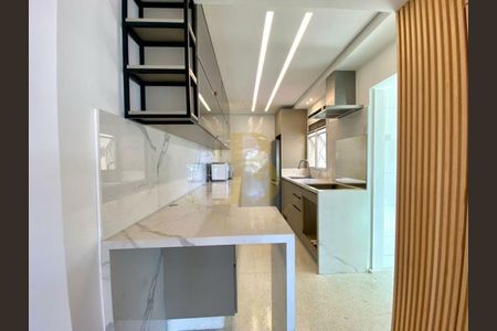 Apartamento à venda com 3 quartos, 130m² em Itaim Bibi, São Paulo
