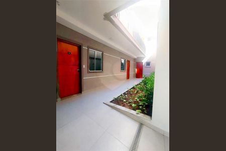 Casa à venda com 2 quartos, 40m² em Vila Nelson, São Paulo