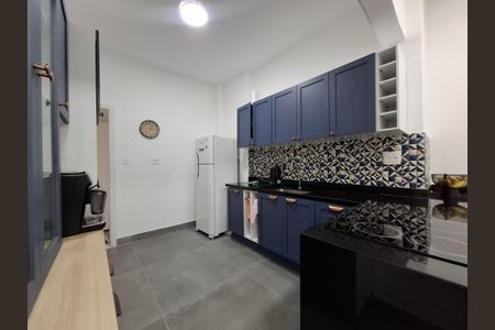 Apartamento à venda com 107m², 3 quartos e sem vaga Apartamento à venda com 107m², 3 quartos e sem vagaCozinha