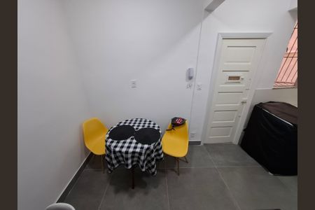 Apartamento à venda com 107m², 3 quartos e sem vaga Apartamento à venda com 107m², 3 quartos e sem vagaÁrea de Serviço