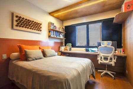 Apartamento à venda com 226m², 4 quartos e 3 vagas