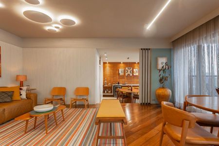Apartamento à venda com 4 quartos, 226m² em Pompeia, São Paulo